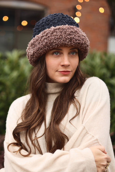 Bucket Hat with Flowers (Crochet) – Lion Brand Yarn