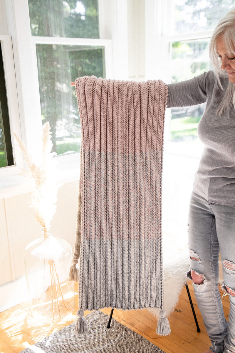 Knit Kit - The Ribbed Throw – Lion Brand Yarn