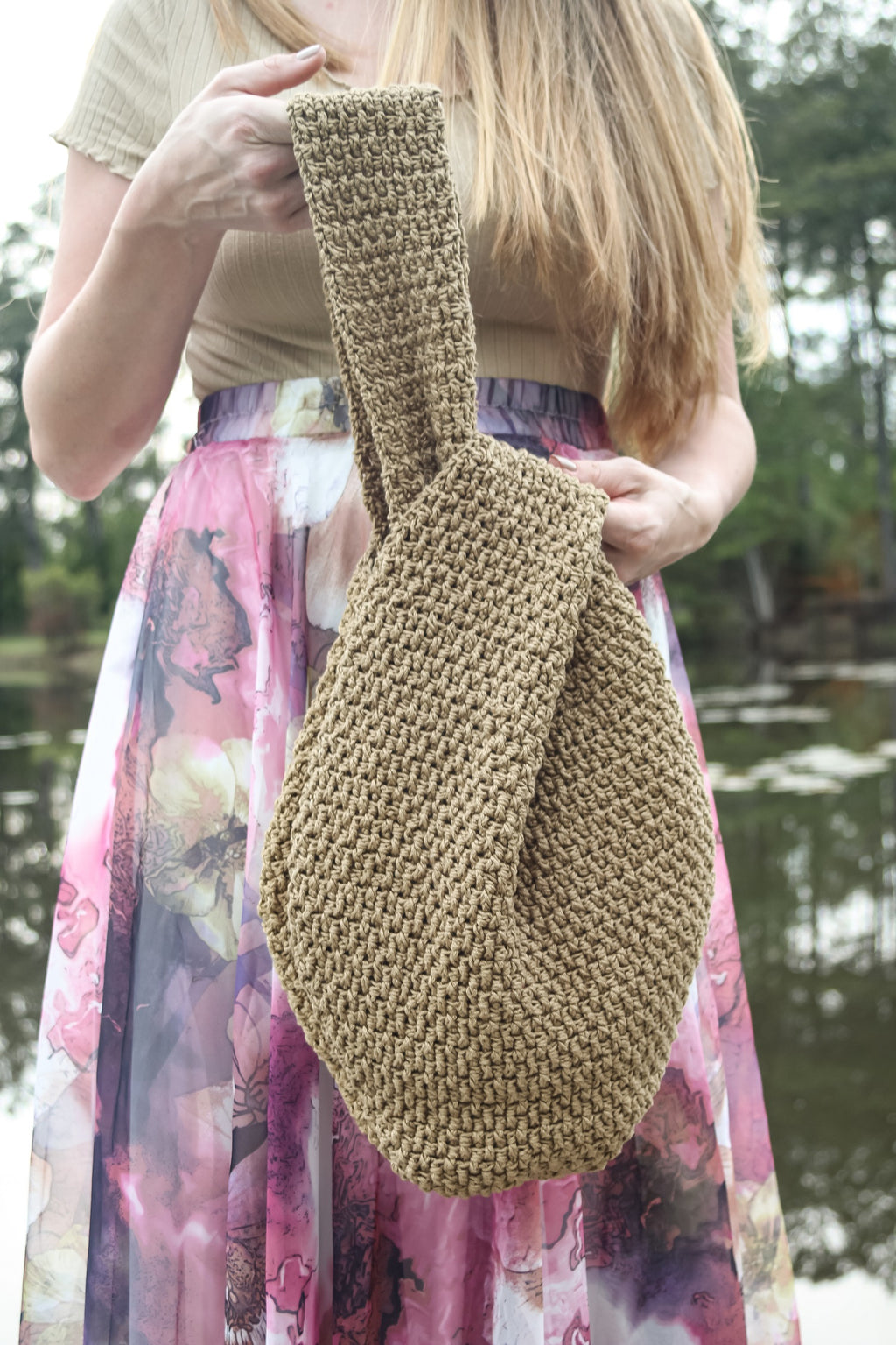 Crochet Kit - Modern Knot Bag – Lion Brand Yarn