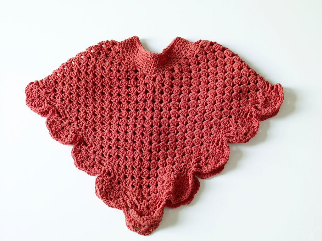 Child Coming Home Poncho Pattern (Crochet) – Lion Brand Yarn