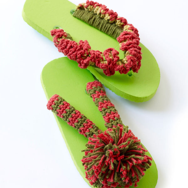 Pom Pom Flip Flops Pattern (Crochet) – Lion Brand Yarn