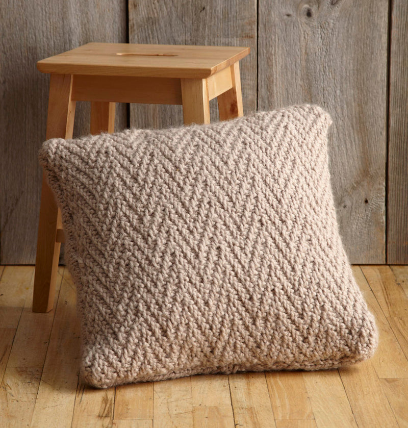 Herringbone Stitch Pillow Pattern (Knit) – Lion Brand Yarn